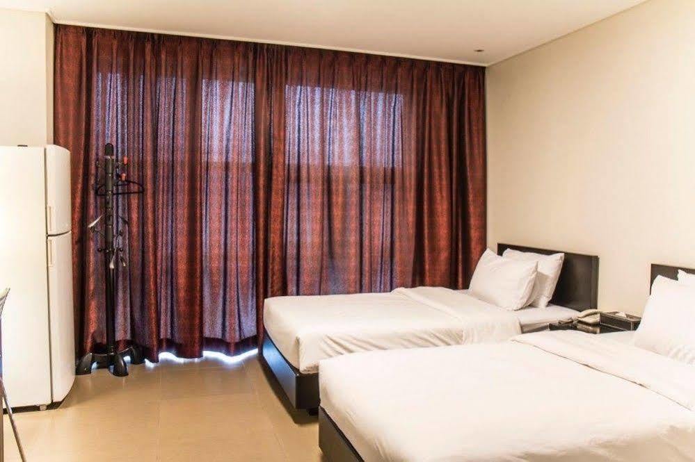 G Tourist Hotel Wolmido انشيون المظهر الخارجي الصورة