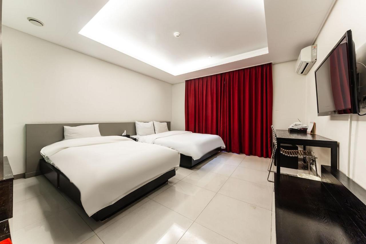 G Tourist Hotel Wolmido انشيون المظهر الخارجي الصورة
